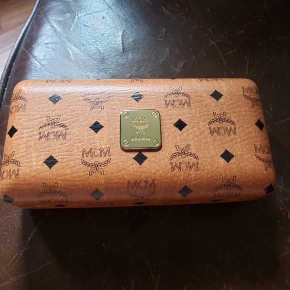 MCM Womens SUNGLASSES-NEW - Picture 6 of 11